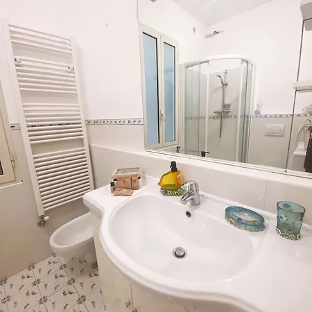 Appartamento Beautiful Renovated ,next To The ! Air-c, Free Parking! Nizza
